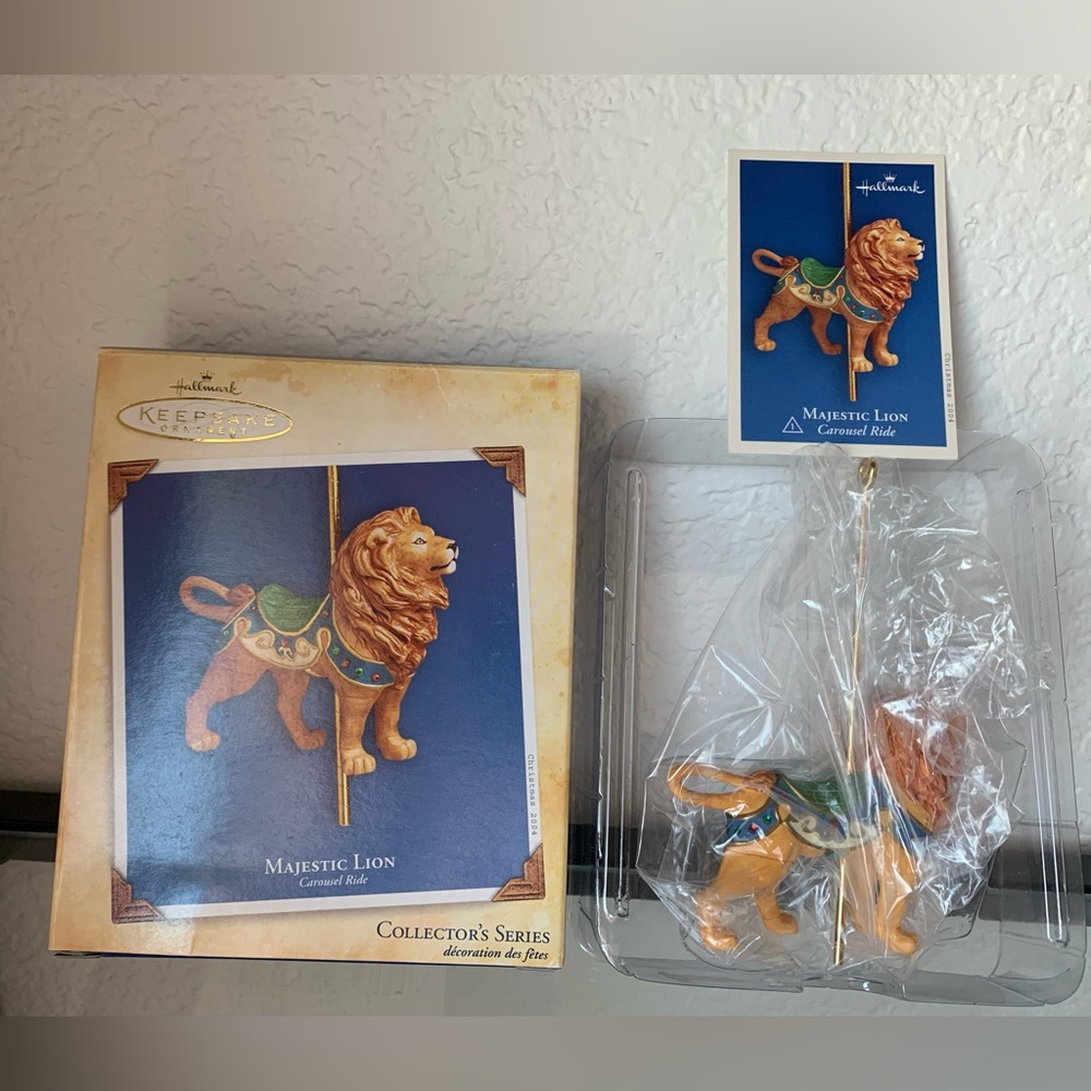 Vintage Hallmark Keepsake Majestic Lion Carousel Ride Ornament 2004 Original Box